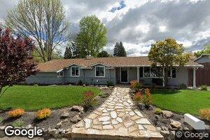 860 Hope Ln, Lafayette, CA 94549