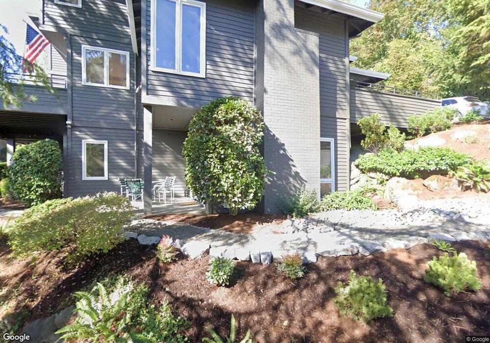 8140 W Mercer Way, Mercer Island, WA 98040 - photo 1