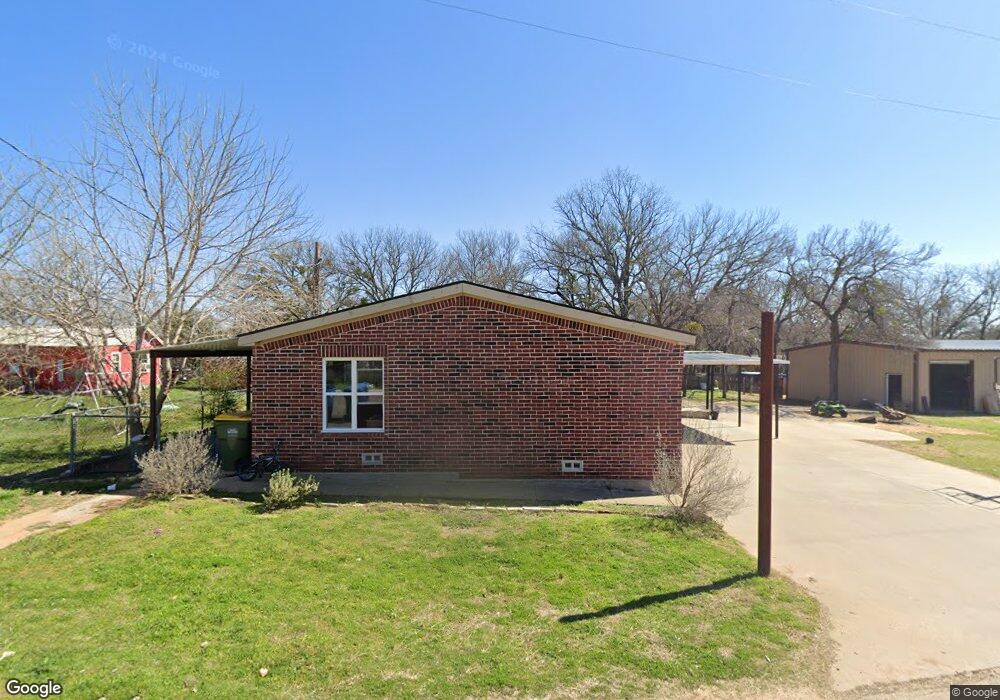 413 Pigeon Ct, Granbury, TX 76049 - photo 1