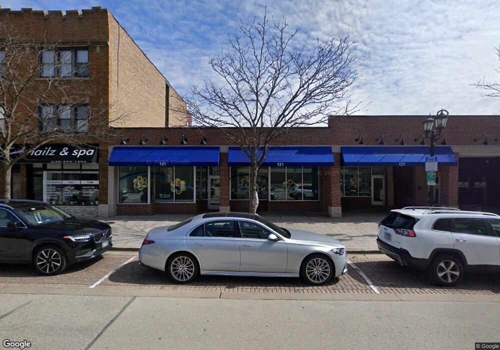 121 N Addison Ave, Elmhurst, IL 60126 - photo 1