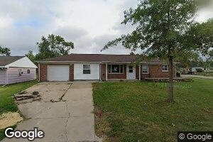 1400 Miami Dr NE, Cedar Rapids, IA 52402