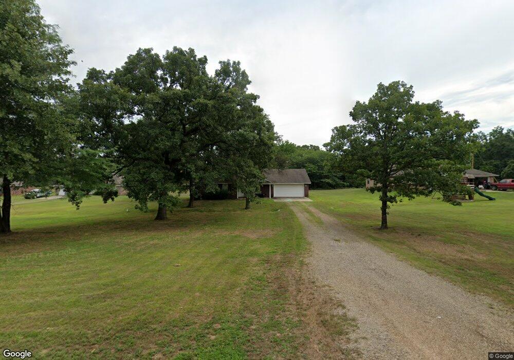 1916 Lynn Ln, Muldrow, OK 74948 - photo 1