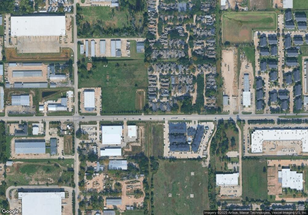 8043 Oakwood Garden St, Houston, TX 77040 - photo 1