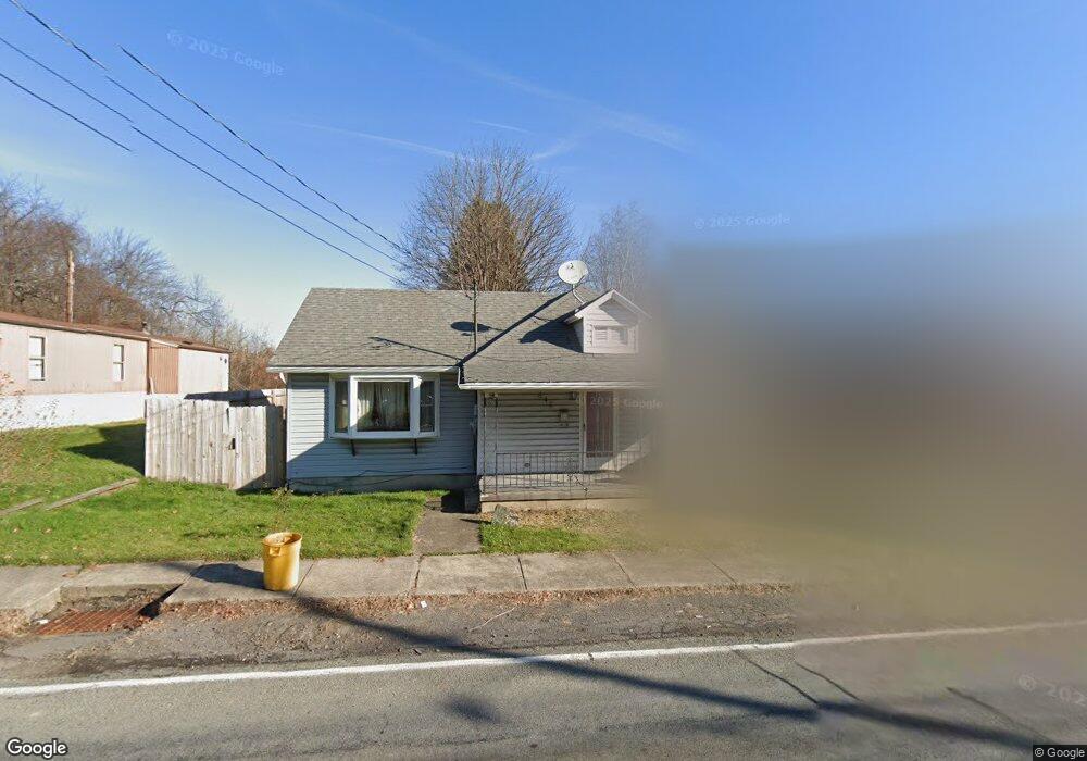 642 Oak St, Taylor, PA 18517 - photo 1