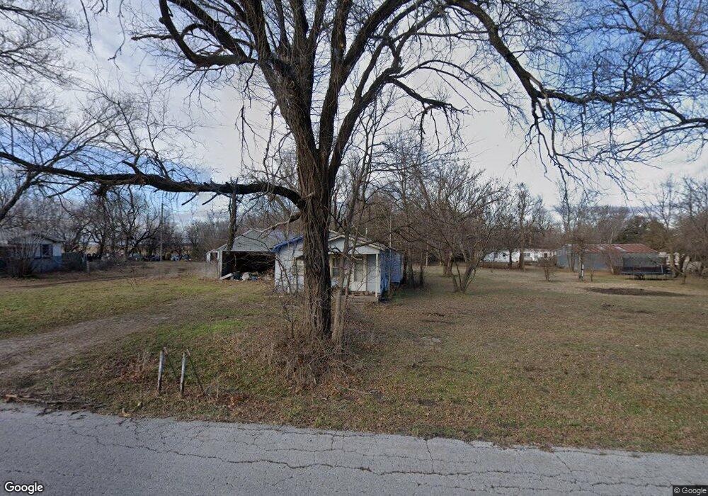 2815 North Blvd, Parsons, KS 67357 - photo 1