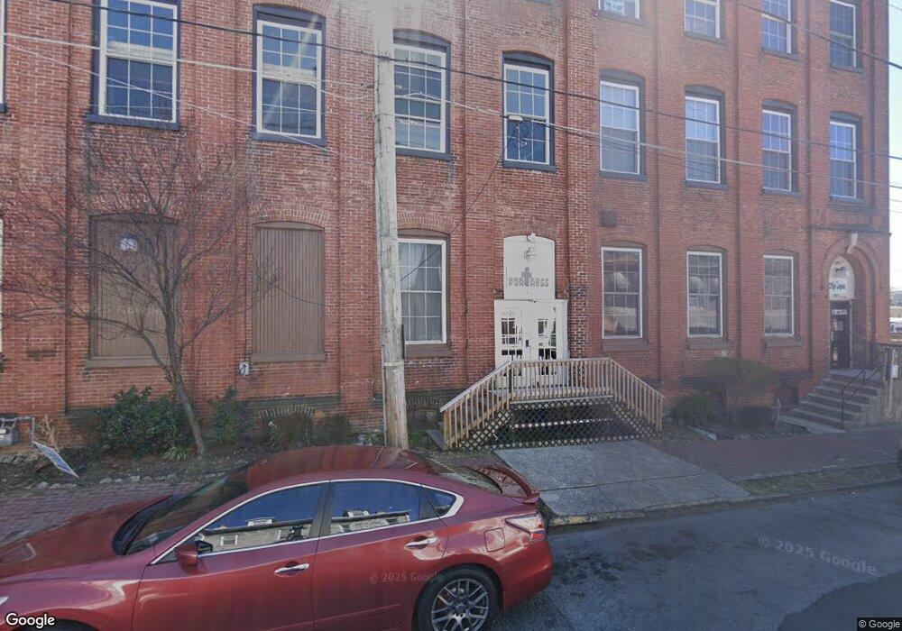 944 Spruce St, Reading, PA 19602 - photo 1