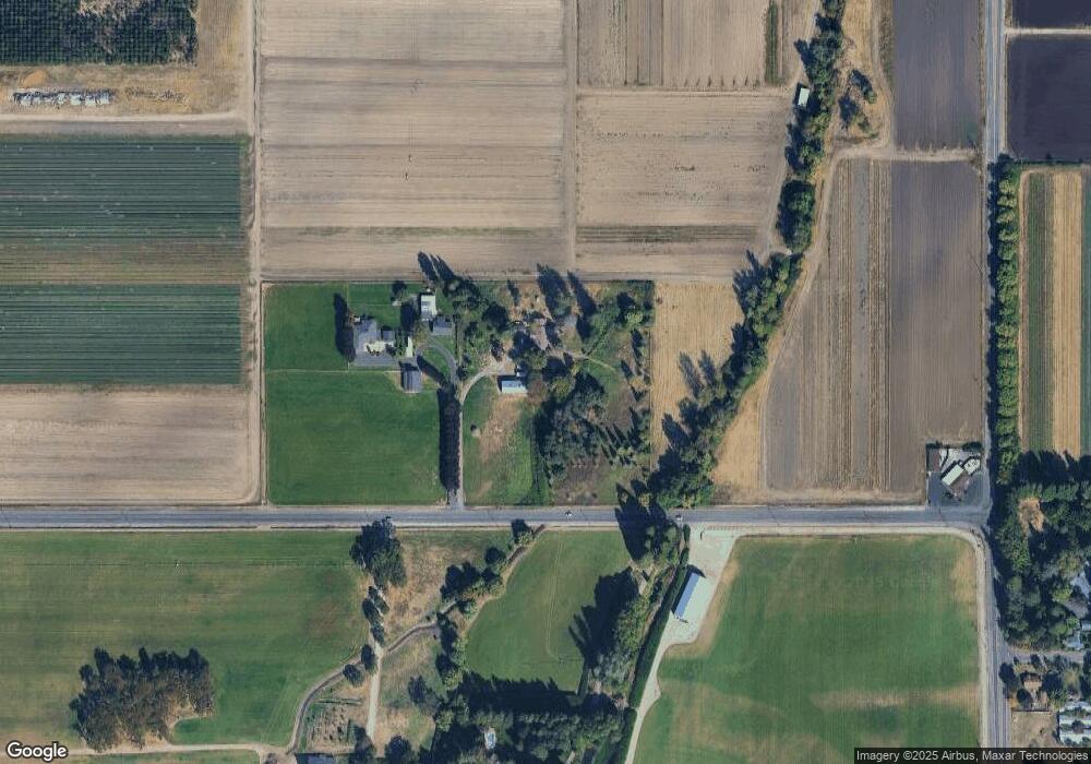 2444 Ross Ln, Central Point, OR 97502 - photo 1