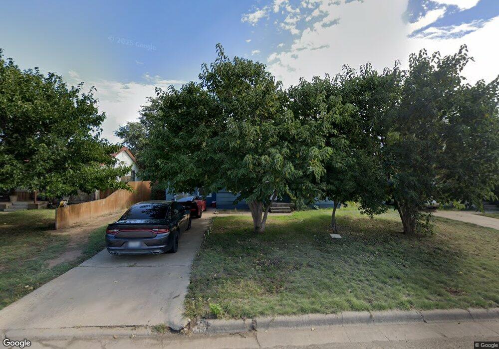 212 Cherry Ave, Dumas, TX 79029 - photo 1