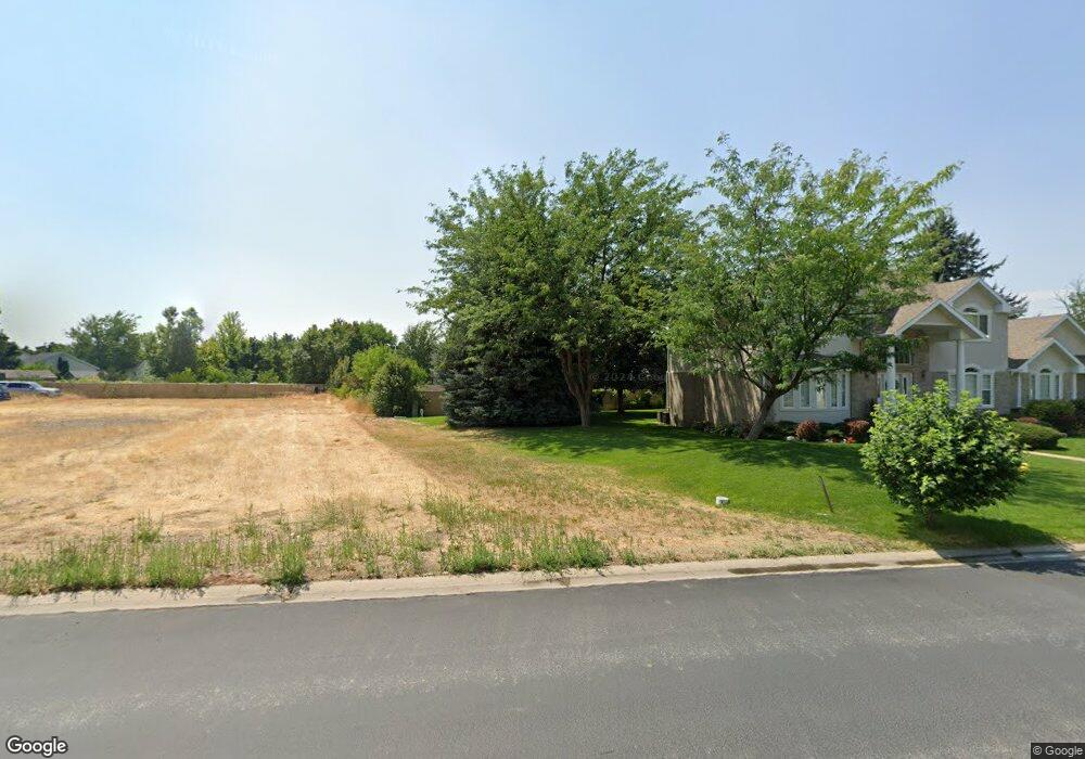 240 Quarter Circle Dr unit 13, Nibley, UT 84321 - photo 1