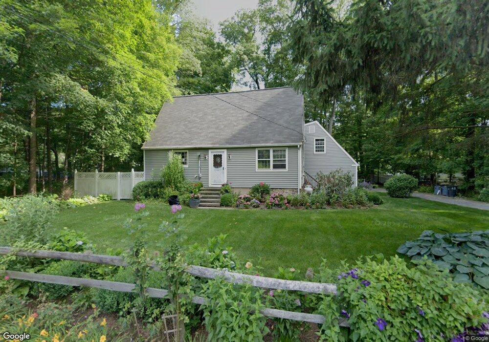 598 Wire Mill Rd, Stamford, CT 06903 - photo 1