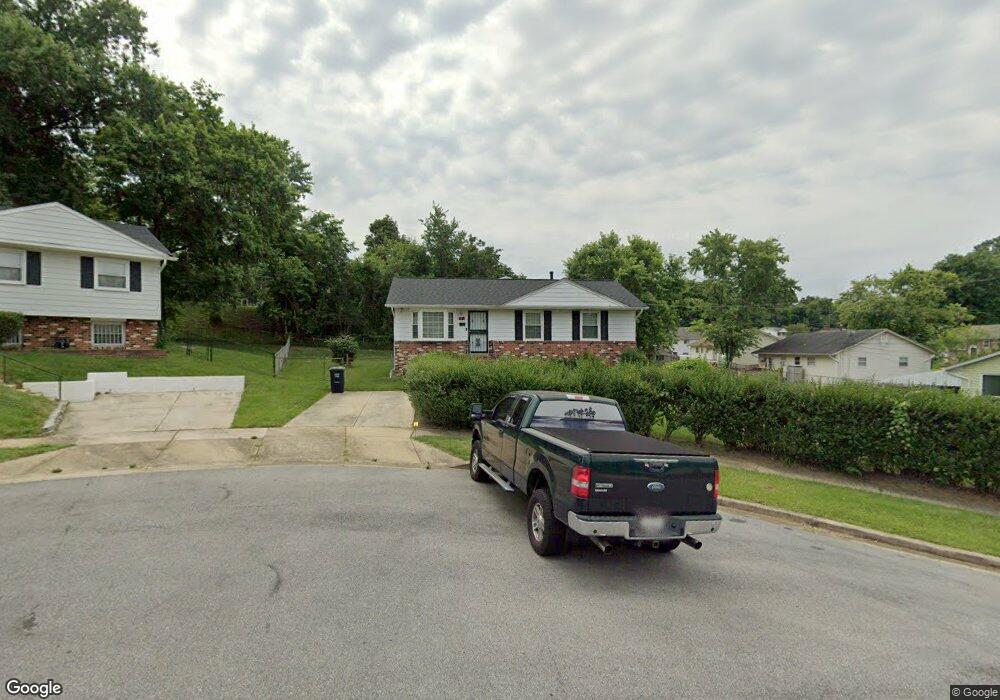 203 Pepper Ct, Capitol Heights, MD 20743 - photo 1