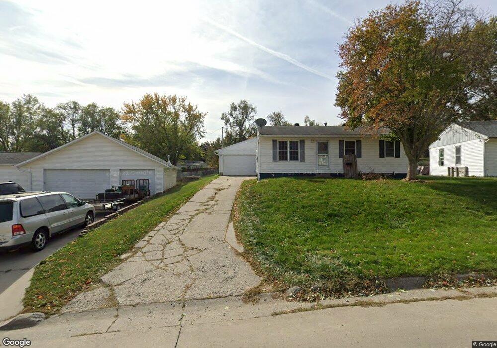 615 E 26th St S, Newton, IA 50208 - photo 1