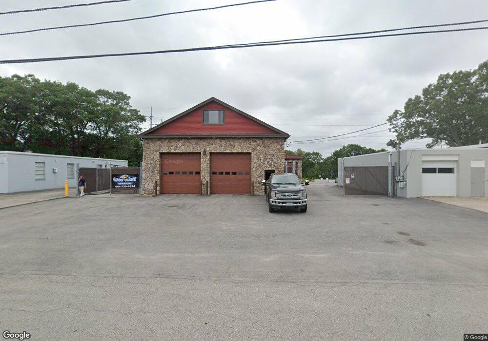 111 Pennsylvania Ave, Warwick, RI 02888 - photo 1