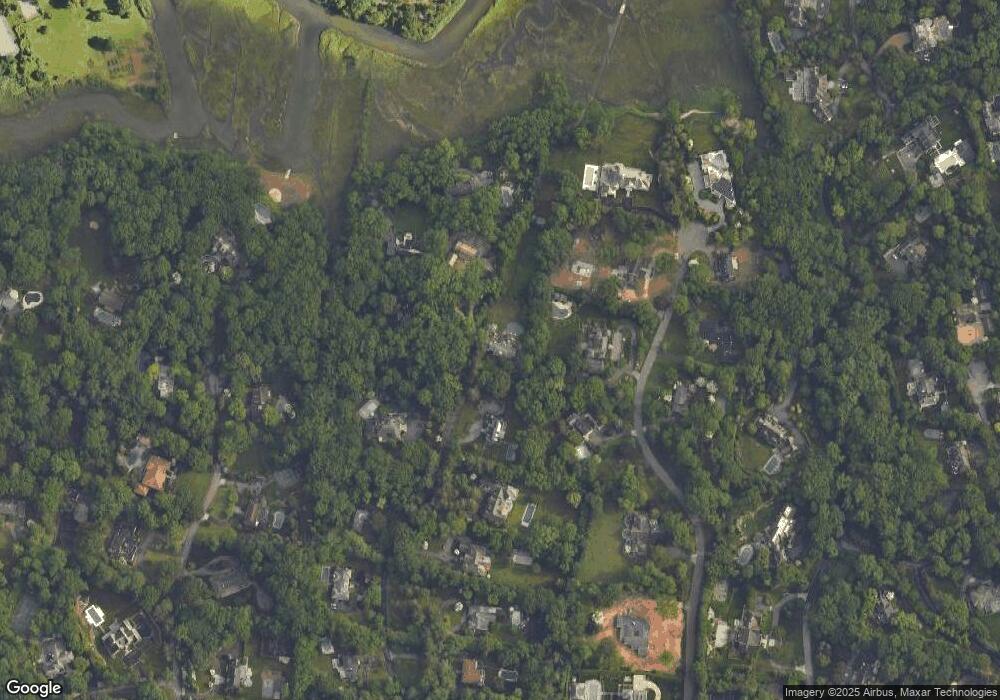 21 Hilldale Ln, Port Washington, NY 11050 - photo 1