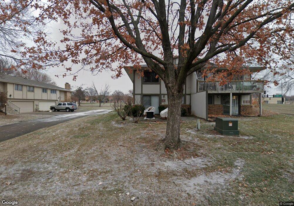 6904 Ives Ln N, Maple Grove, MN 55369 - photo 1