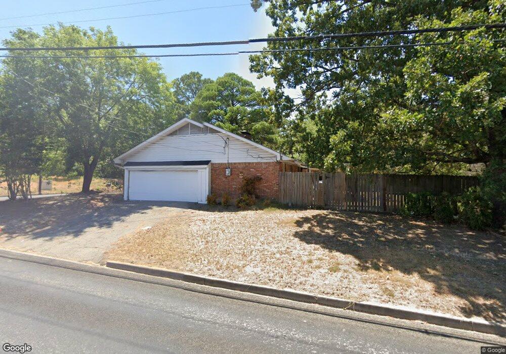 1826 1826 Yosemite Dr, Tyler, TX 75701 - photo 1