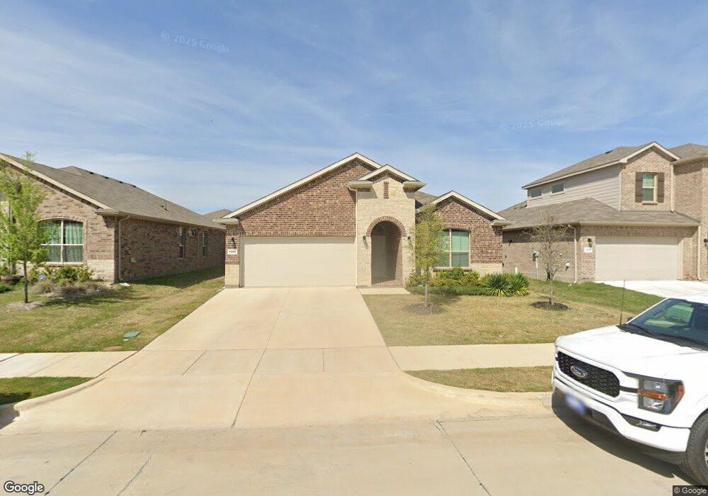 1204 Kerrville Ln, Weatherford, TX 76087 - photo 1