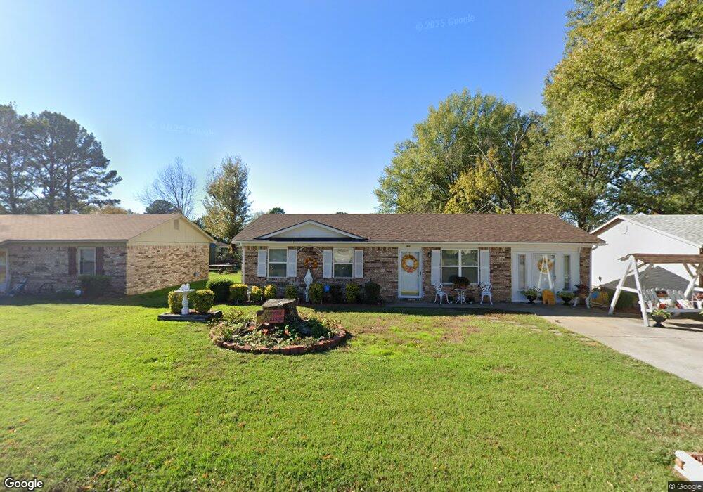 1609 N Lowe St, Stuttgart, AR 72160 - photo 1