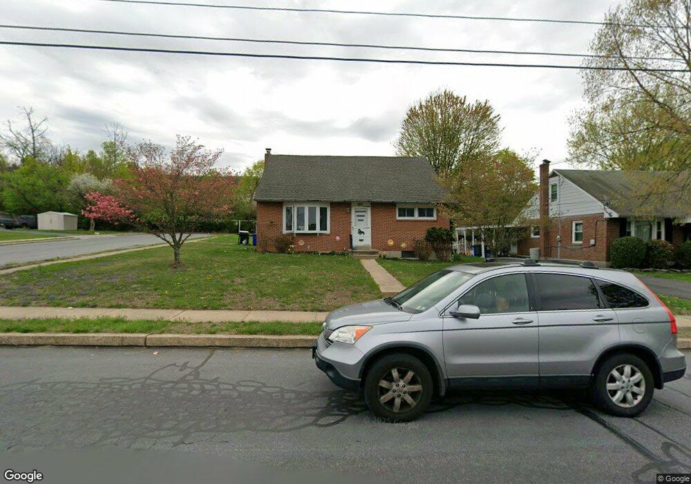 3009 Marion St, Reading, PA 19605 - photo 1