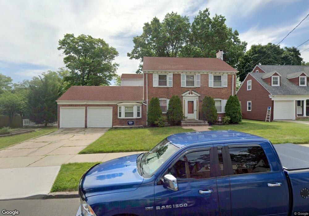 329 Bellevue Rd, New Haven, CT 06511 - photo 1