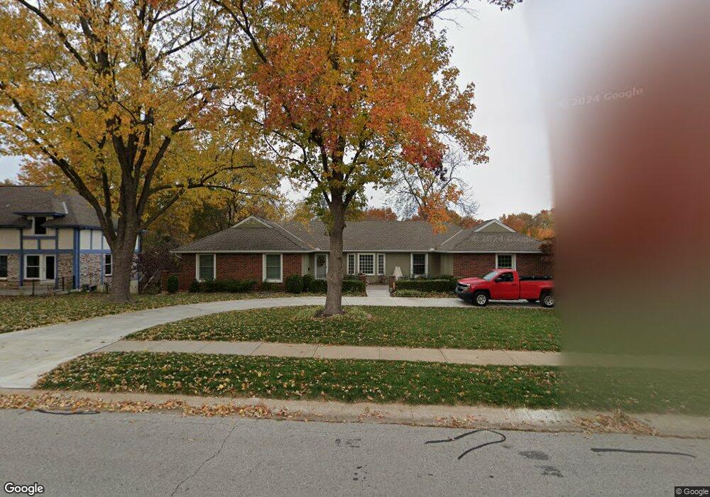 10700 W 52nd Cir, Shawnee, KS 66203 - photo 1