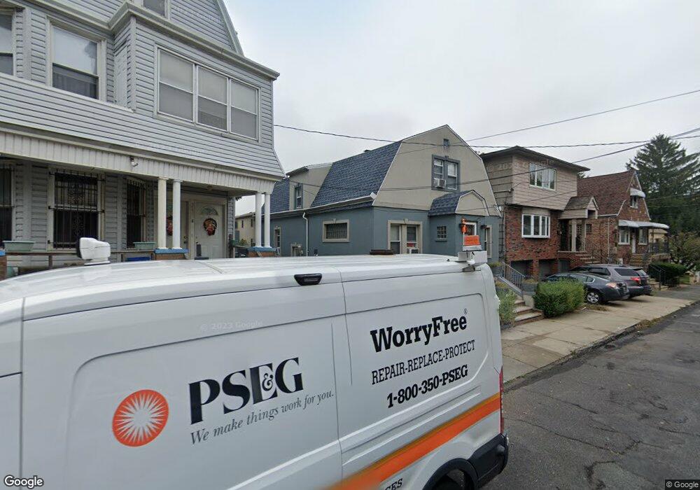 263 Pearsall Ave, Jersey City, NJ 07305 - photo 1