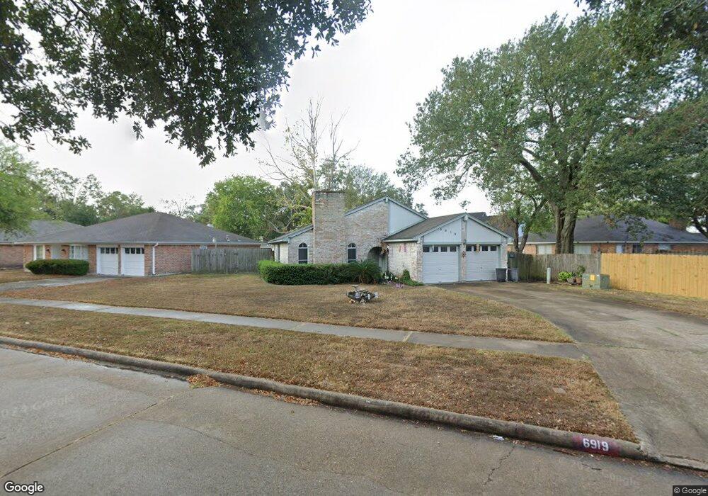 6919 Deer Ridge Ln, Houston, TX 77086 - photo 1
