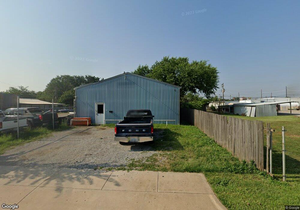 1424 34th St, Wichita Falls, TX 76302 - photo 1