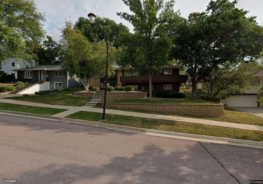 915 S State St, New Ulm, MN 56073 - photo 1