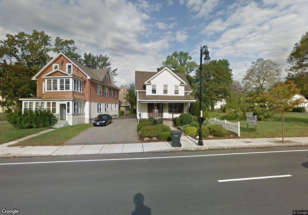 1462 State St unit 1, Springfield, MA 01109 - photo 1