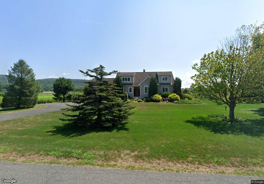 68 Russell St, Sunderland, MA 01375 - photo 1