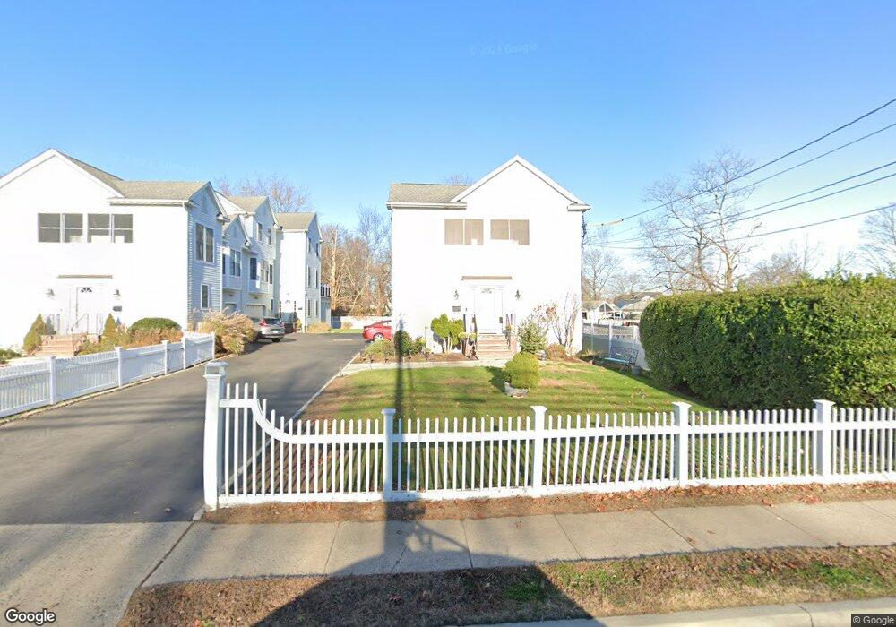 653 Reef Rd, Fairfield, CT 06824 - photo 1