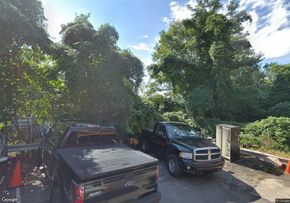 399 N Broadway unit 2-O W, Yonkers, NY 10701 - photo 1