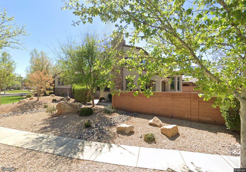 312 W Sycamore Ln, Washington, UT 84780 - photo 1