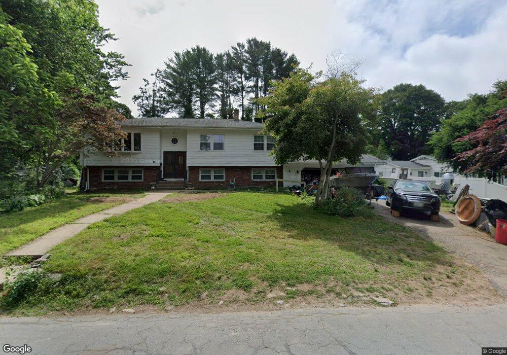 163 Oakwoods Dr, Wakefield, RI 02879 - photo 1