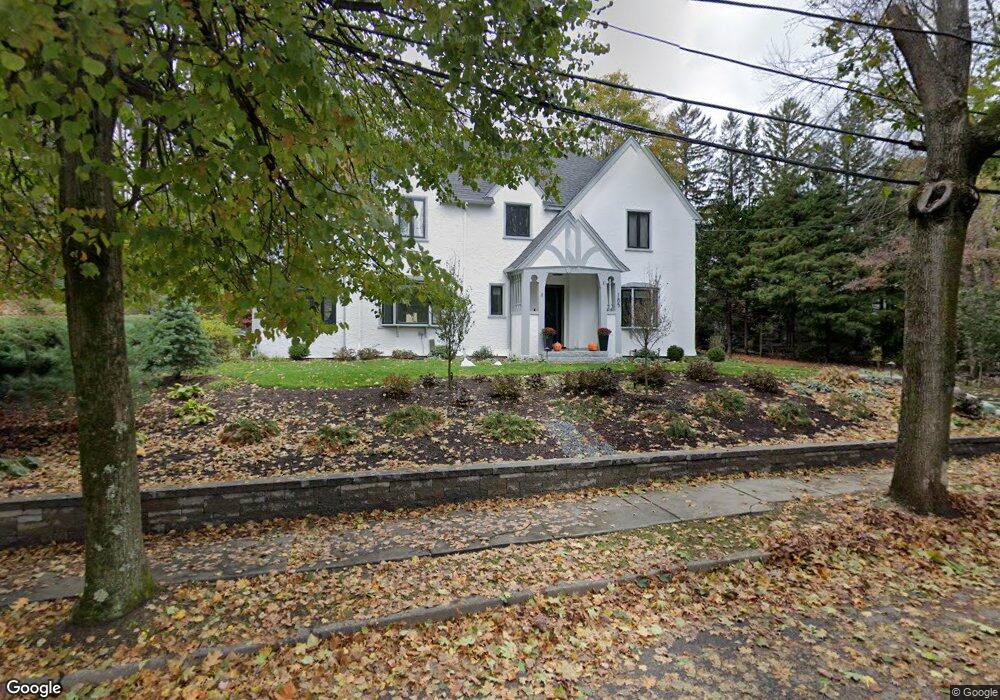 185 Hobart Rd, Newton Center, MA 02459 - photo 1