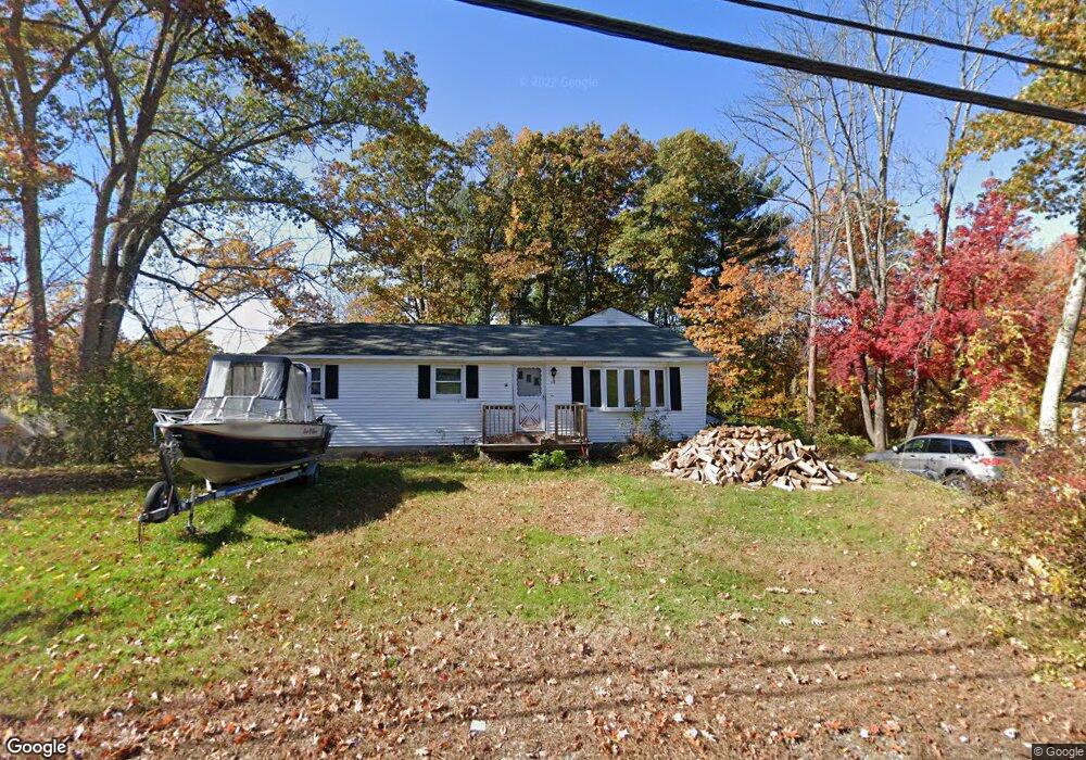 112 Mammoth Rd, Hooksett, NH 03106 - photo 1