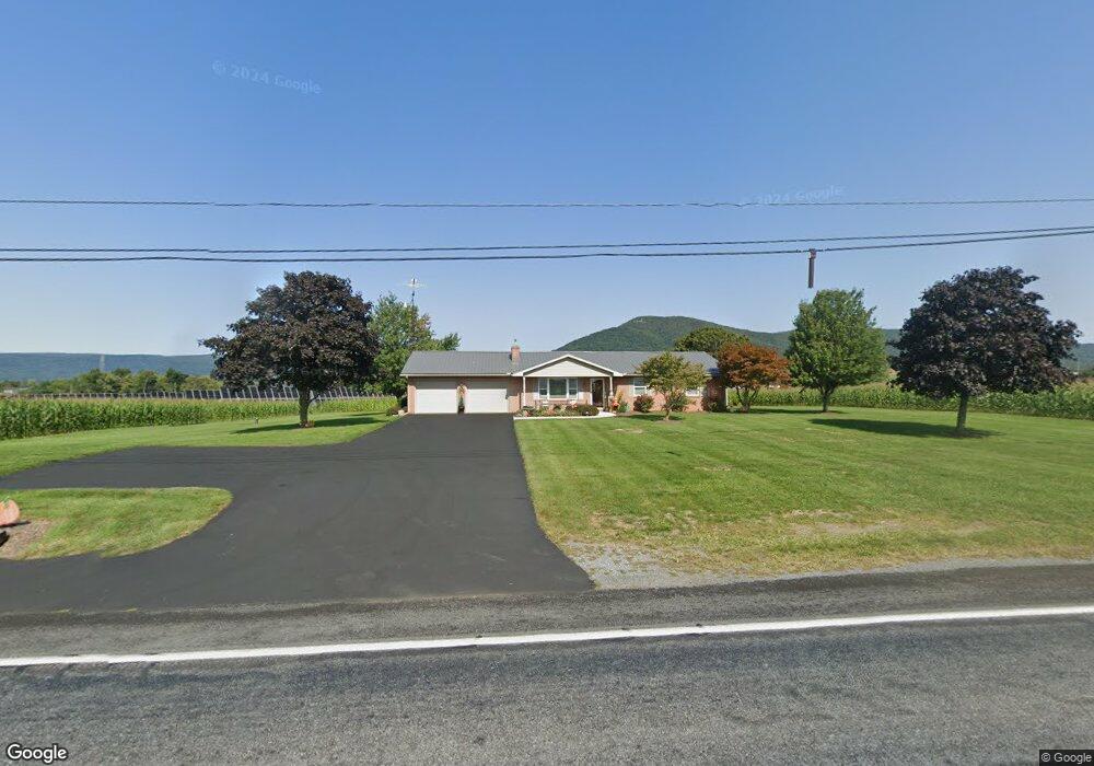 2557 Mercersburg Rd, Saint Thomas, PA 17252 - photo 1