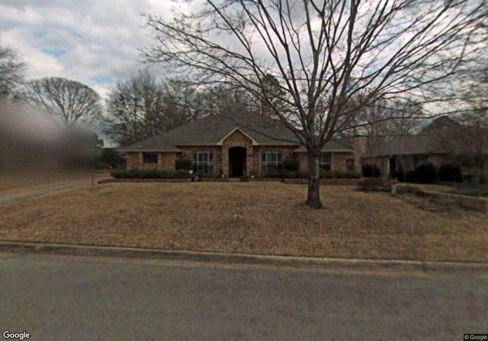 5810 Briar Creek Dr, Tyler, TX 75703 - photo 1