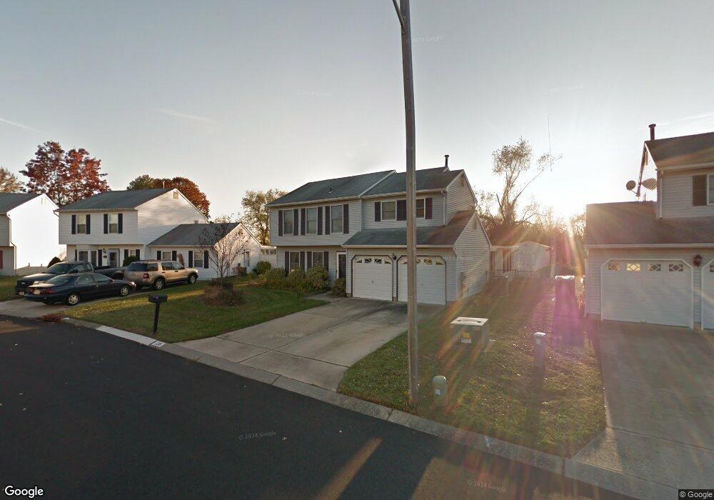 136 Robins Run W, Swedesboro, NJ 08085 - photo 1