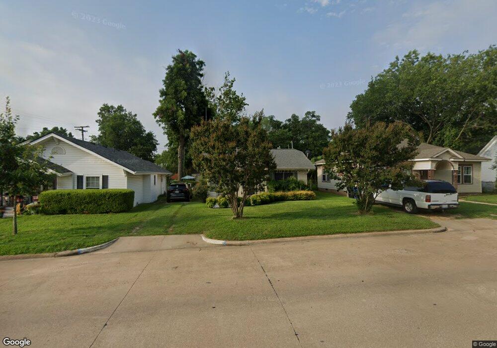 1006 W Crawford St, Denison, TX 75020 - photo 1