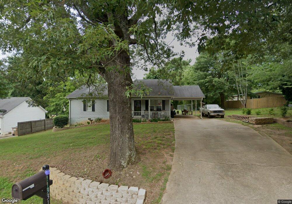 3319 Indian Trail Rd, Gainesville, GA 30506 - photo 1