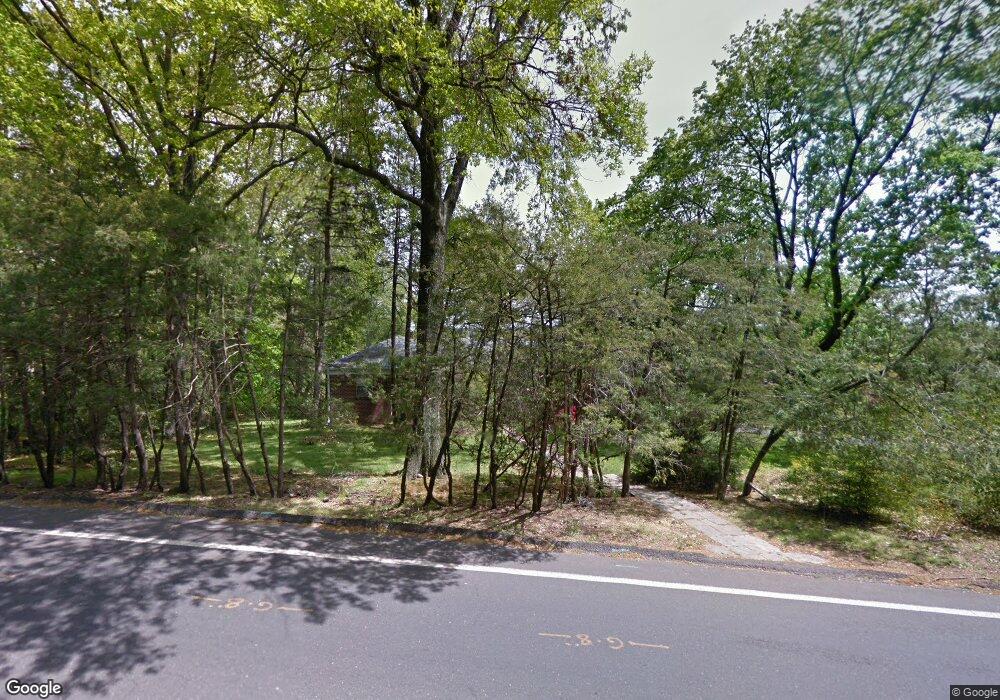 10 Knickerbocker Rd, Tenafly, NJ 07670 - photo 1