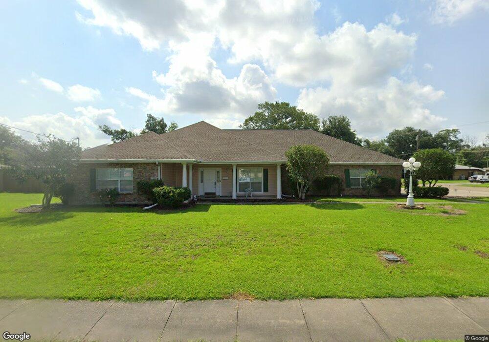 235 University Dr, Lake Charles, LA 70605 - photo 1