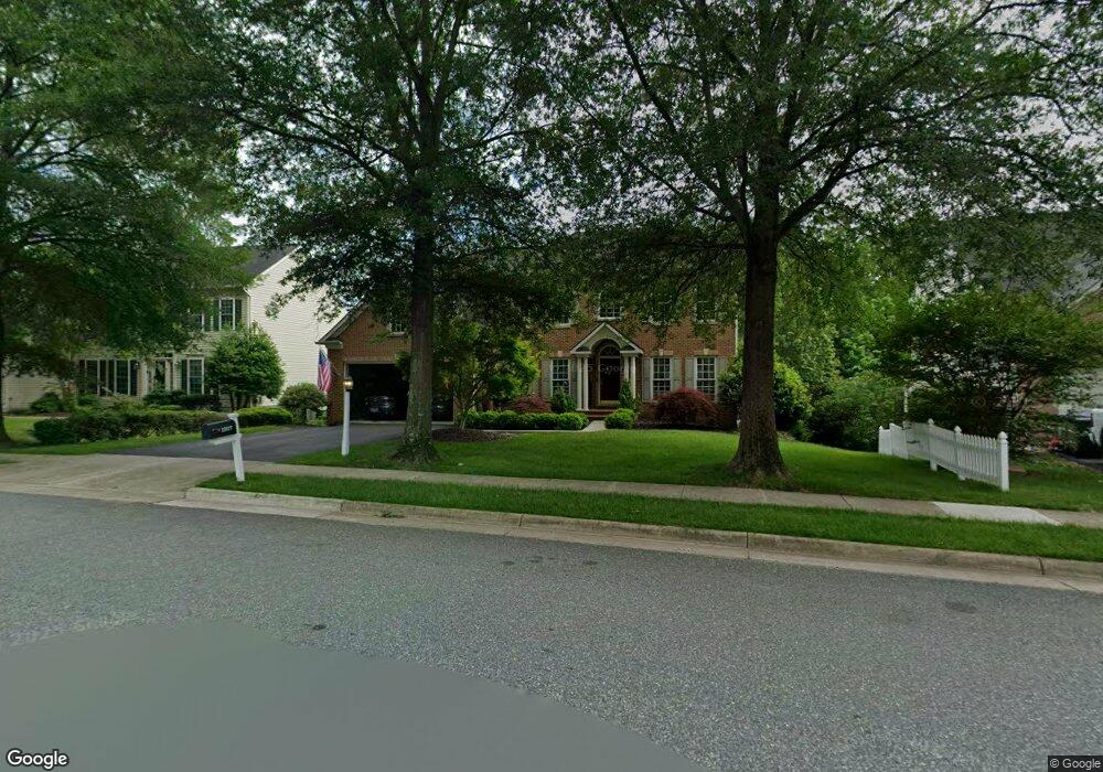 1927 Powells Landing Cir, Woodbridge, VA 22191 - photo 1