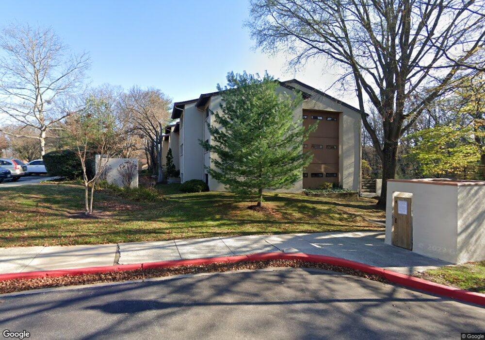 5689 Harpers Farm Rd unit A, Columbia, MD 21044 - photo 1