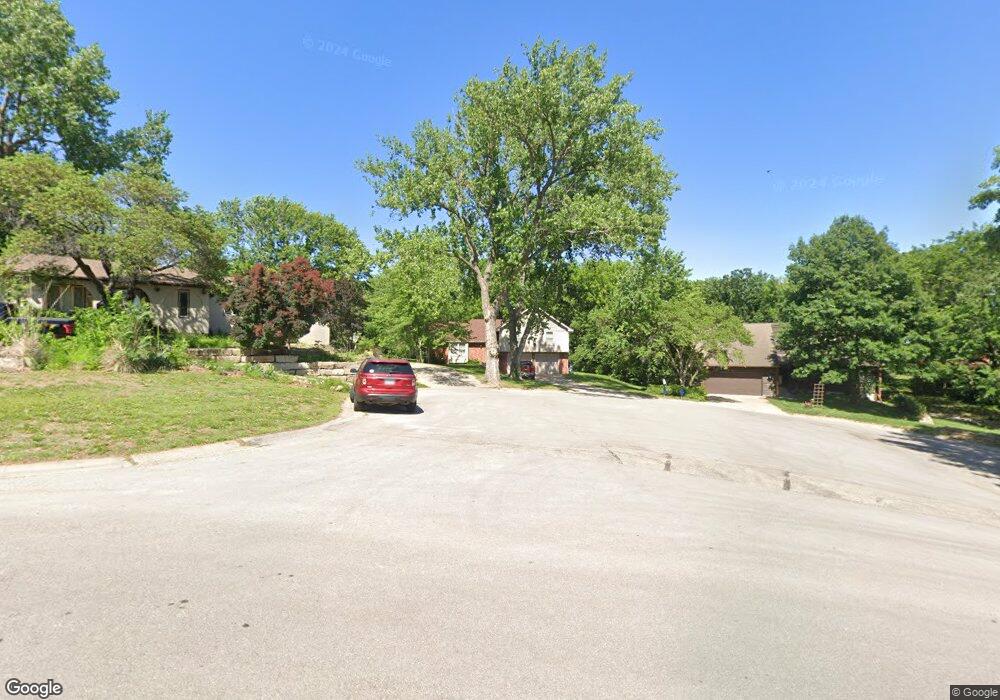 7130 SW Wattling Ct, Topeka, KS 66614 - photo 1