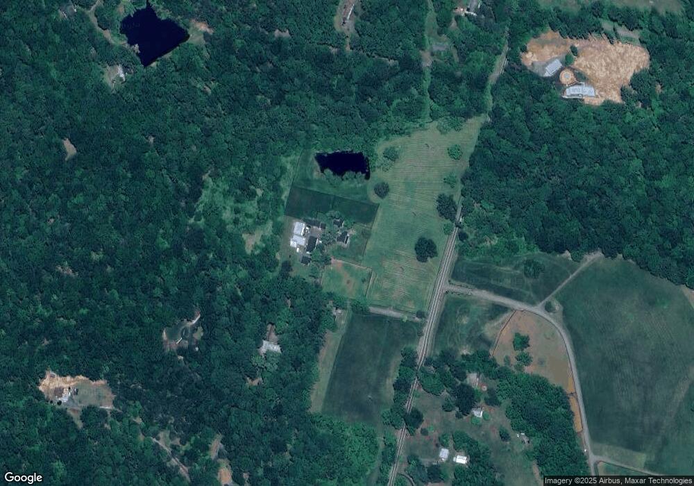 5060 Biscuit Mountain Rd, Broad Run, VA 20137 - photo 1