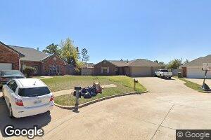1404 Bois d Arc Dr, Yukon, OK 73099