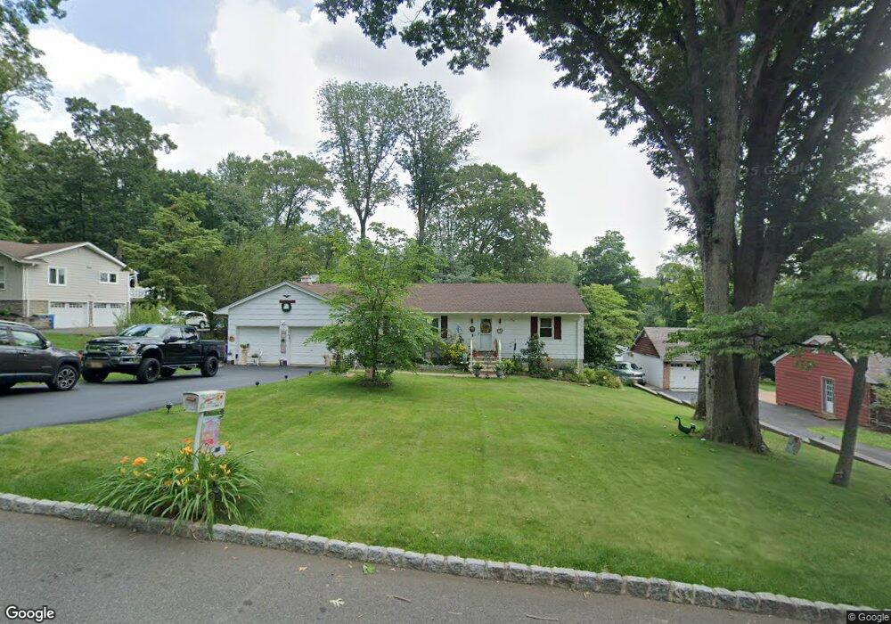 38 Pine Ln, Watchung, NJ 07069 - photo 1